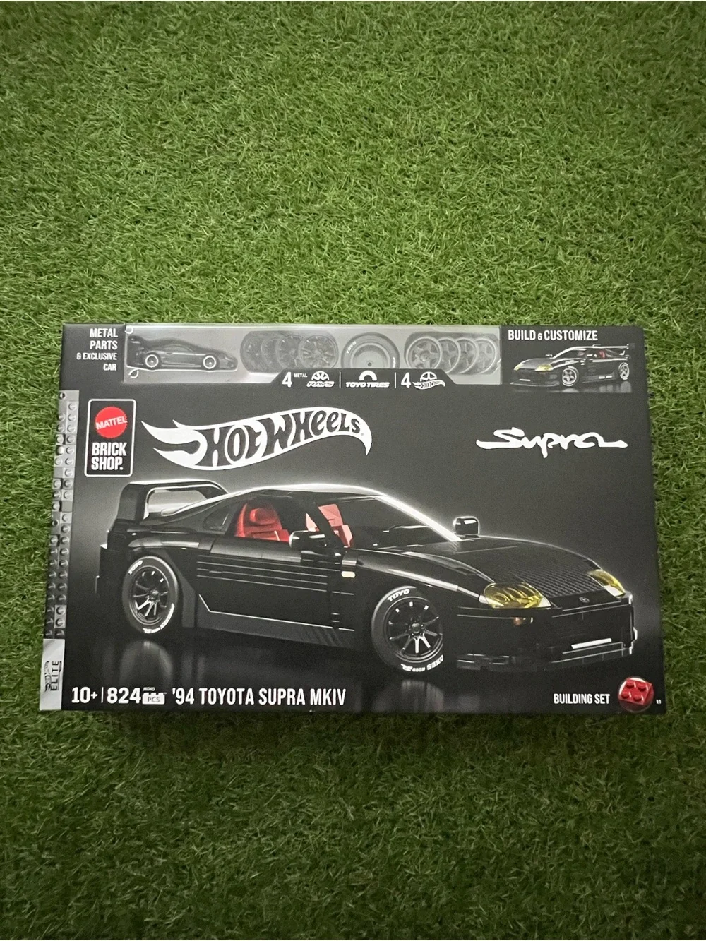 Hot Wheels Brick Shop Elite 1994 Toyota Supra MKIV 1:32 Building Set 824 pcs